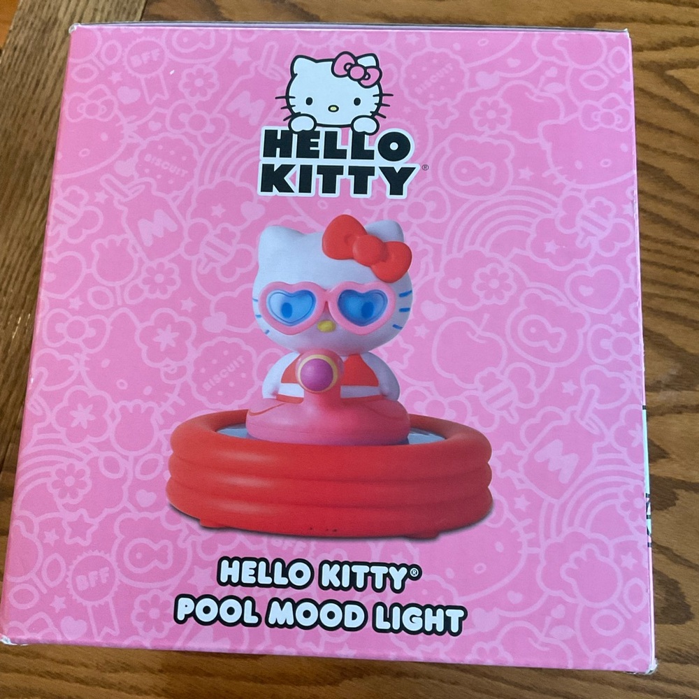 NIB Hello Kitty Pool Mood Light - Picture 4 of 6